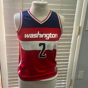 Fanatics brand Washington Wizards women’s v neck top #2 Wall